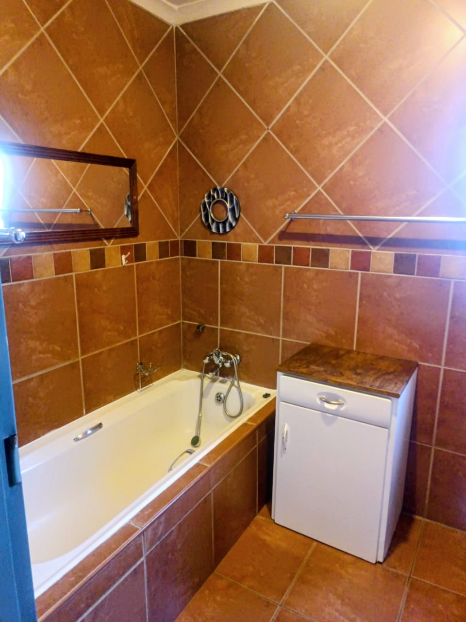Rental Apartment In Westonaria