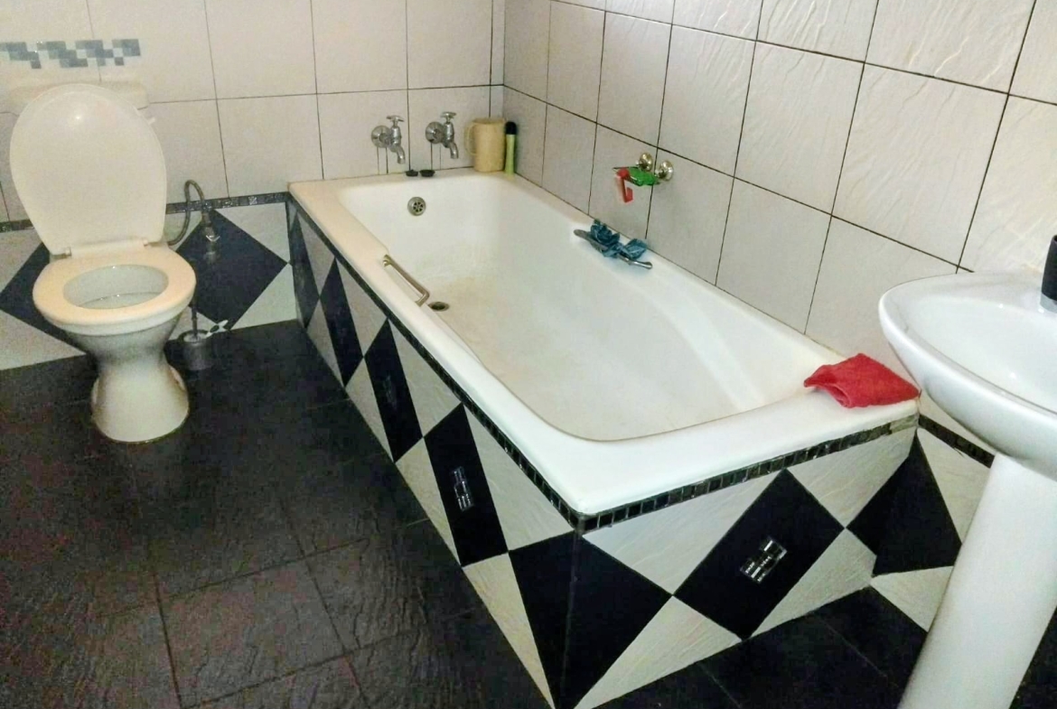 1170