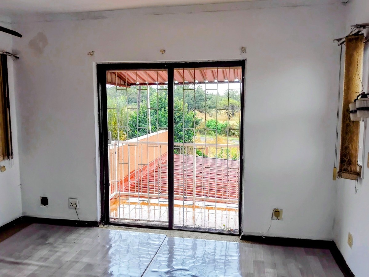 Secure Complex In Westonaria