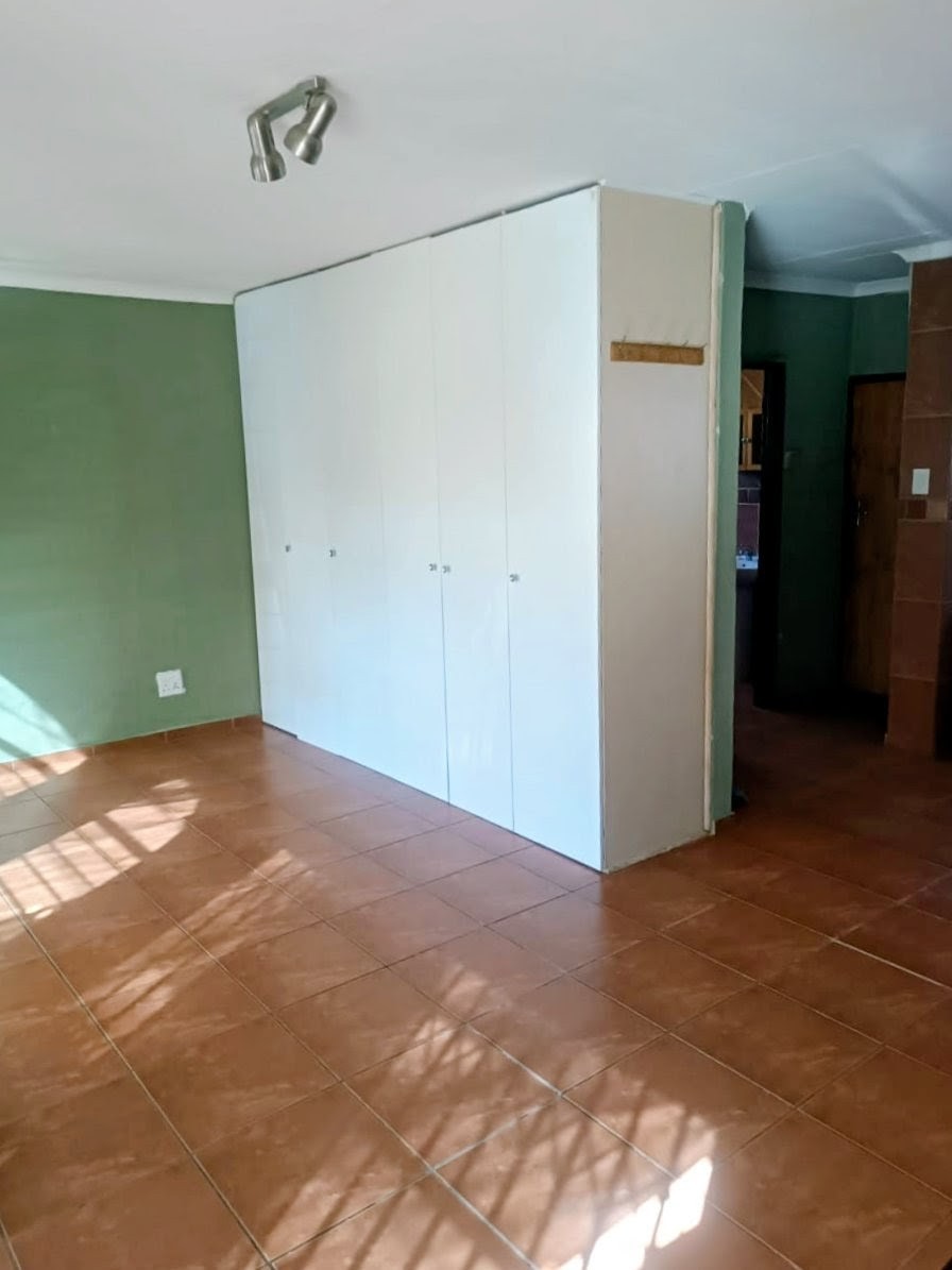 Rental Apartment In Westonaria