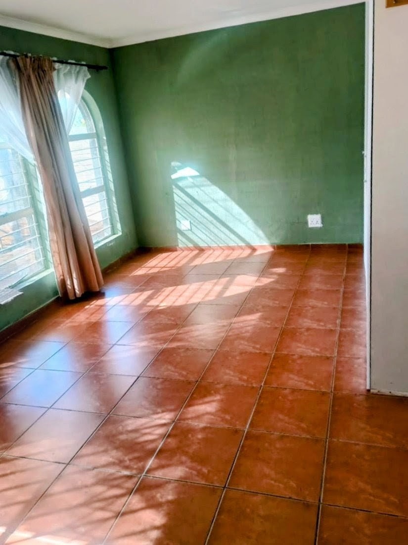 Rental Apartment In Westonaria