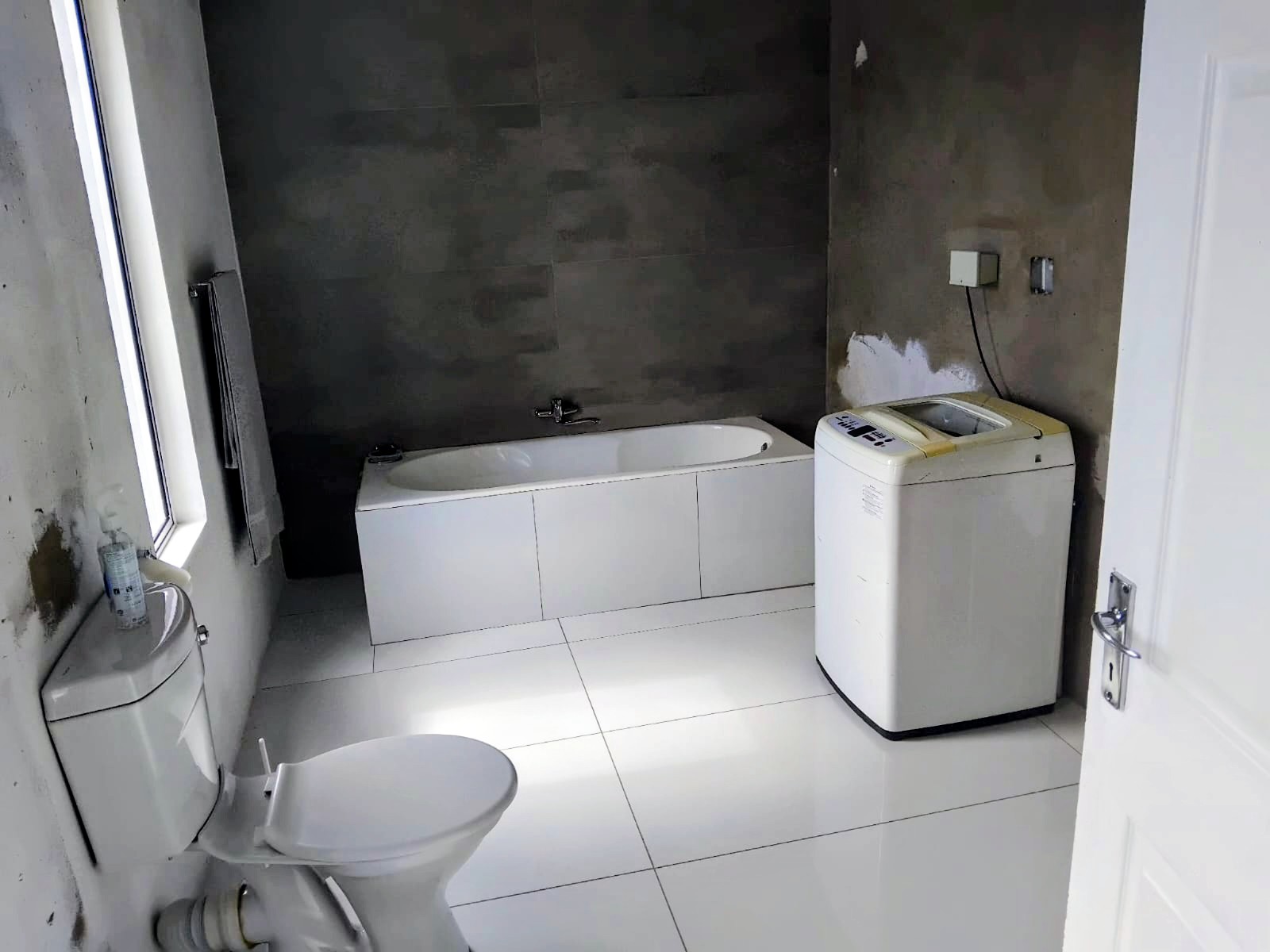 Newly Built Modern 3 Bedroom House For Sale In Welverdiend