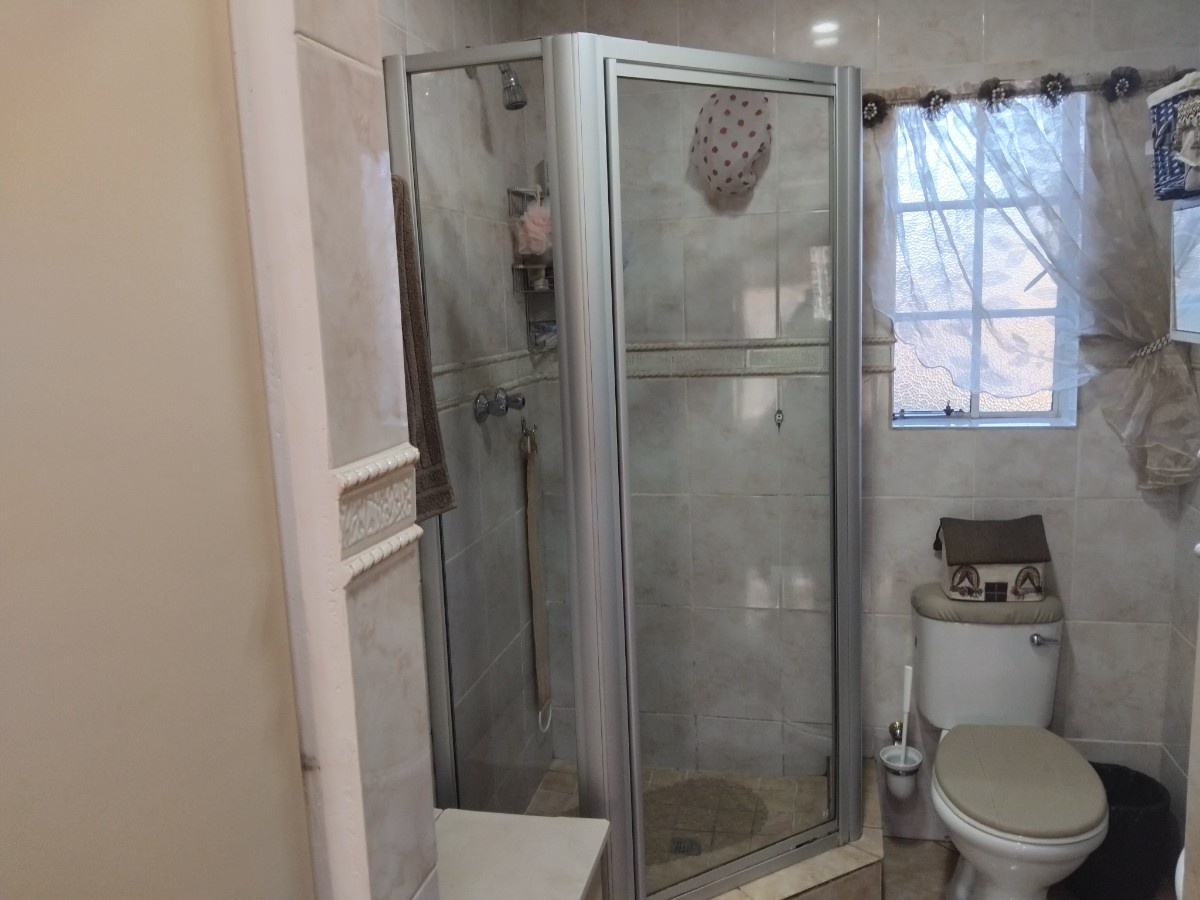 House For Sale In Carletonville