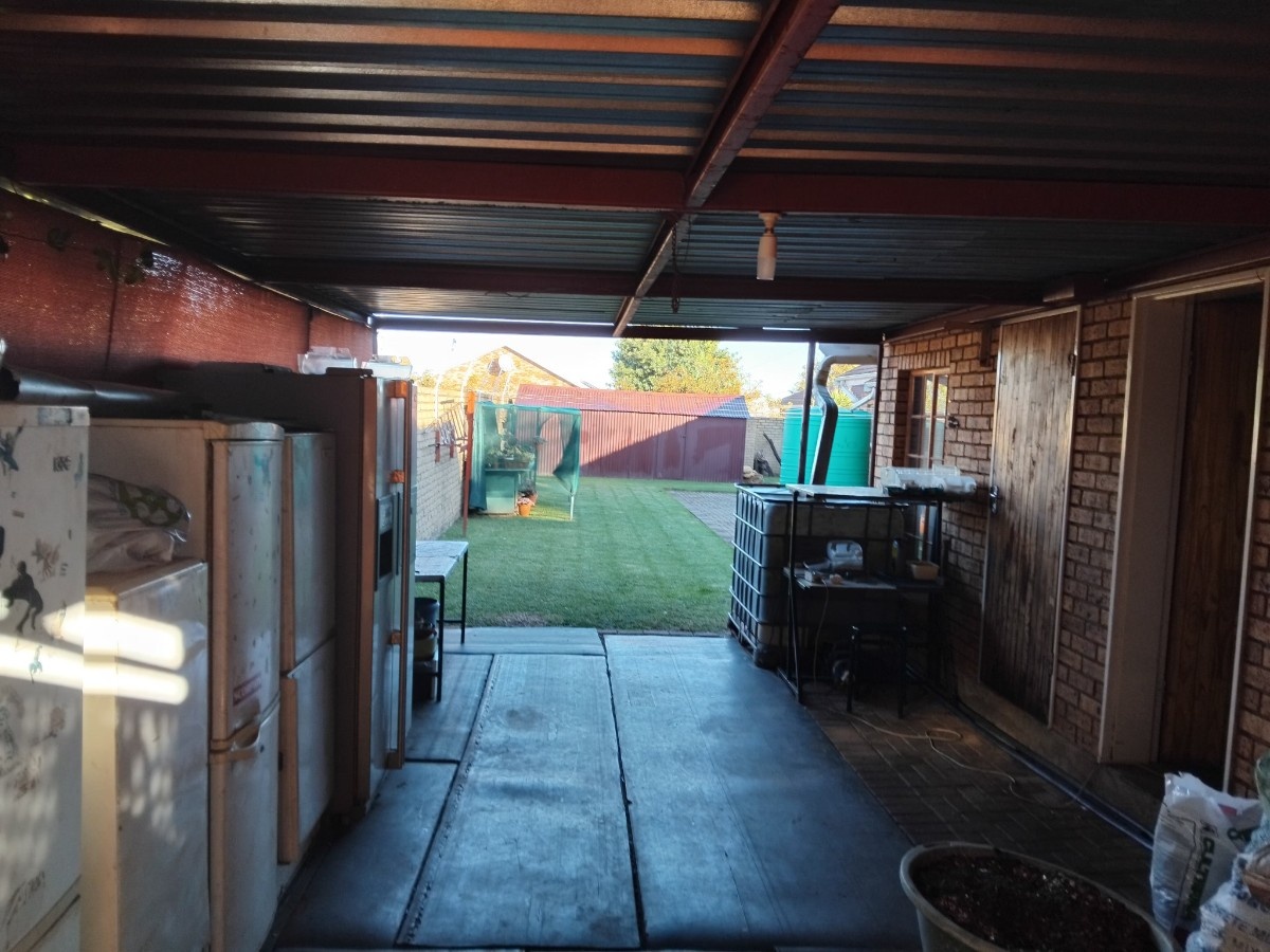 House For Sale In Carletonville