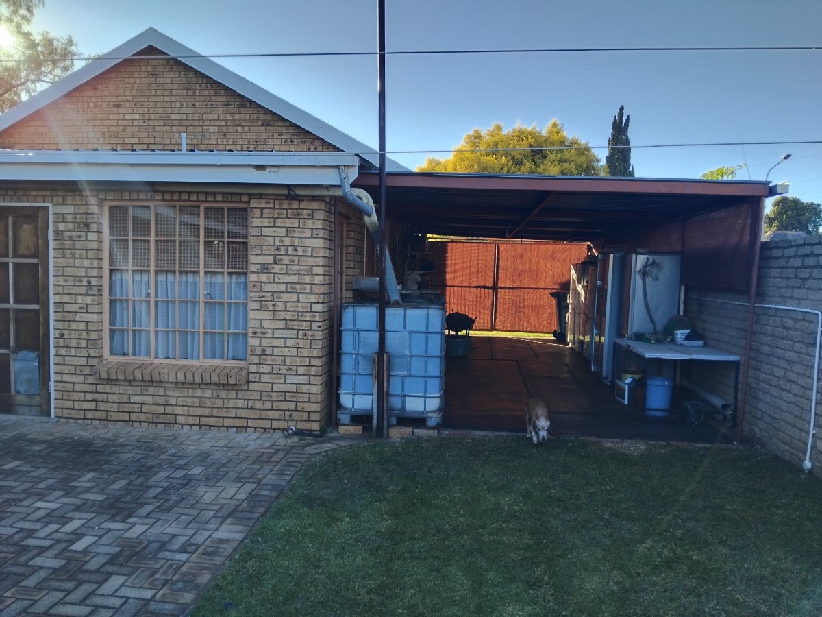 House For Sale In Carletonville