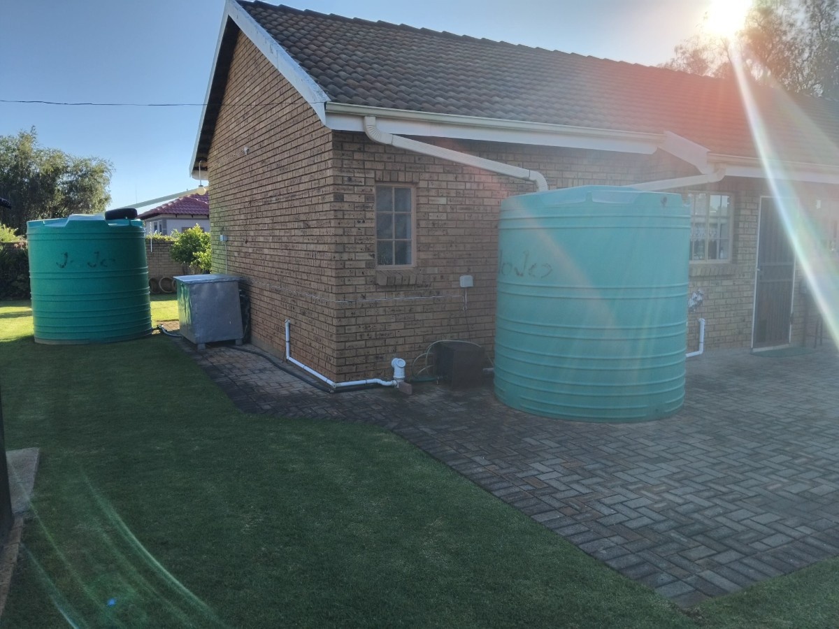 House For Sale In Carletonville
