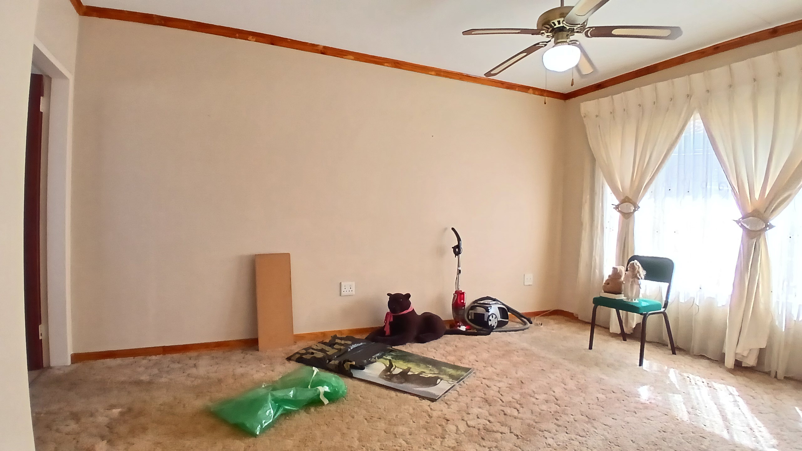 Spacious 3 Bedroom Townhouse For Sale In Oberholzer
