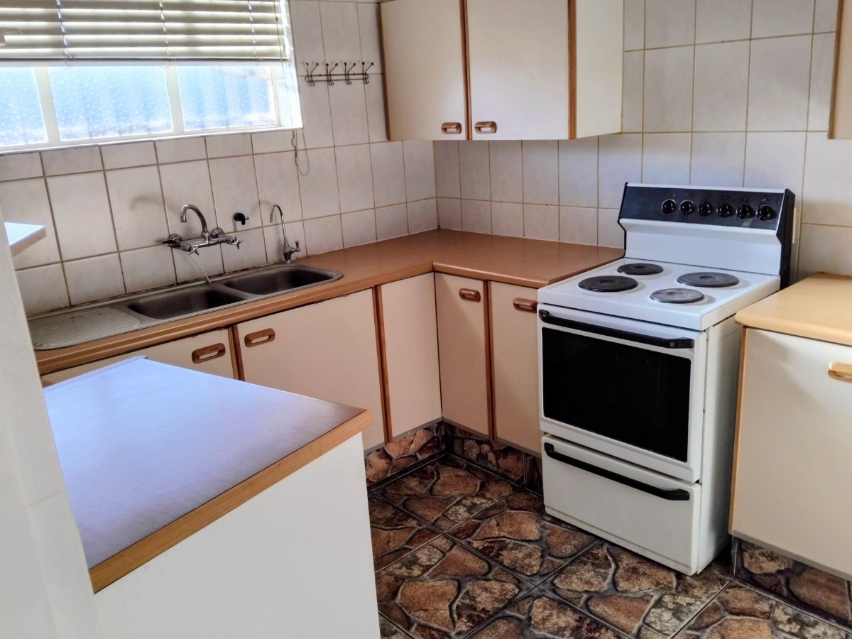 2 Bedroom Apartment For Sale In Carletonville