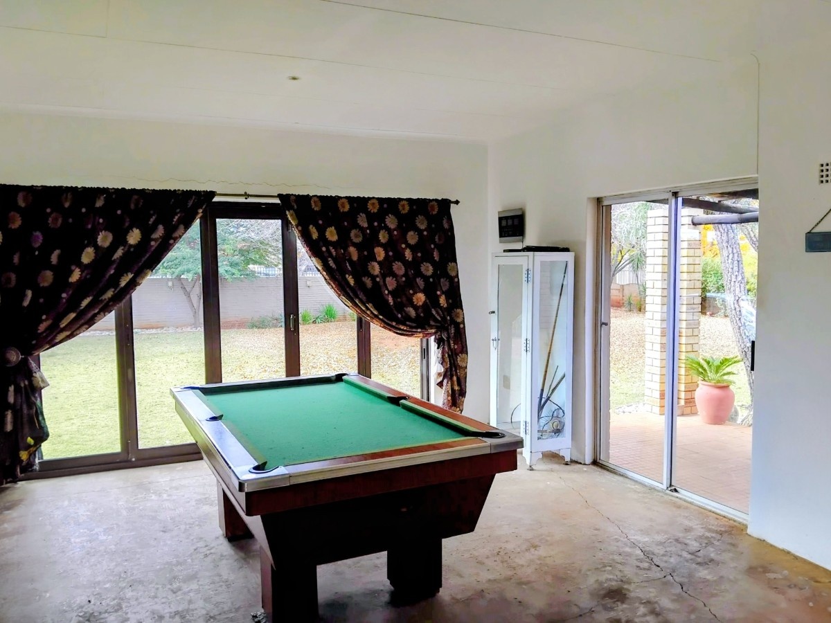 173 4 Bedroom Home For Sale In Carletonville