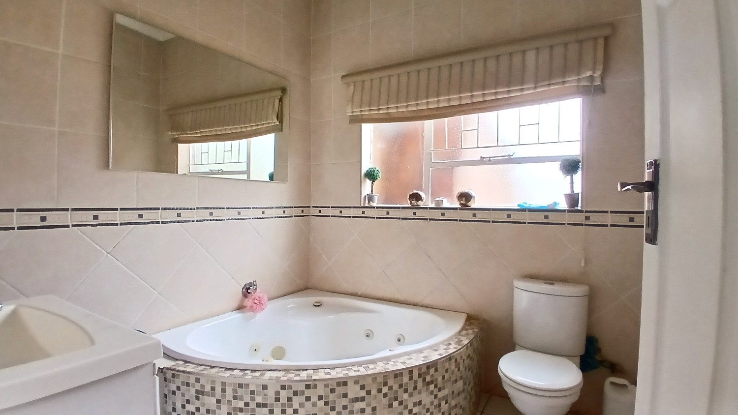 181 Excellent Family Home For Sale In Oberholzer