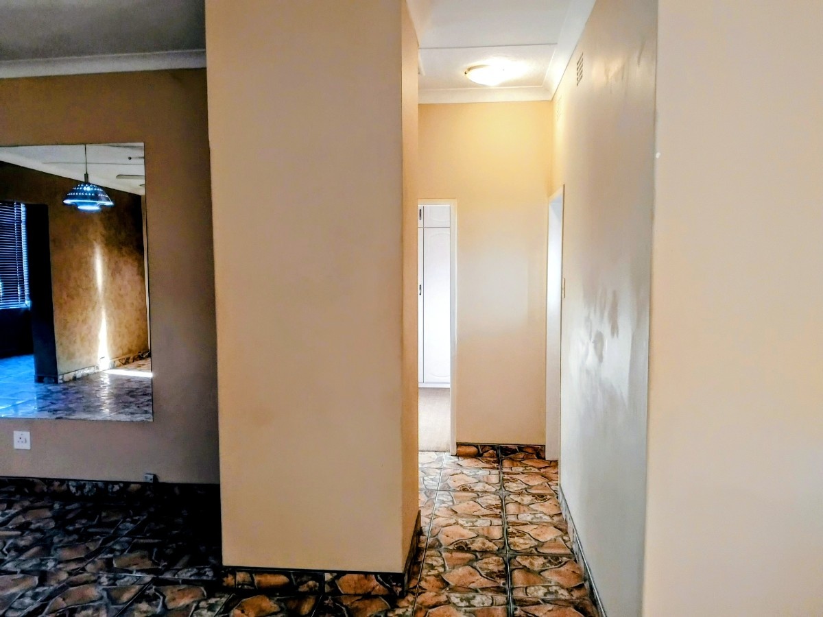 2 Bedroom Apartment For Sale In Carletonville