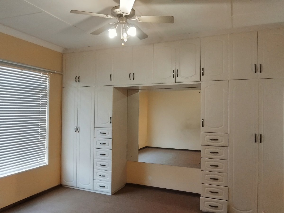 2 Bedroom Apartment For Sale In Carletonville