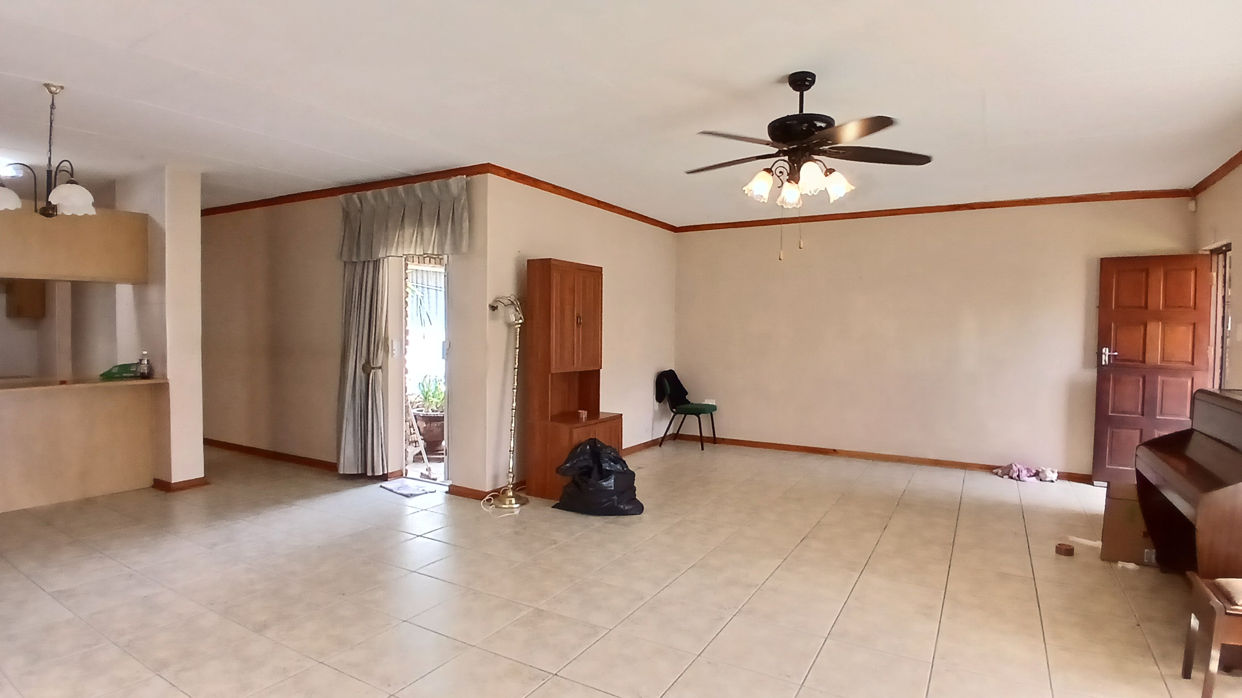 Spacious 3 Bedroom Townhouse For Sale In Oberholzer