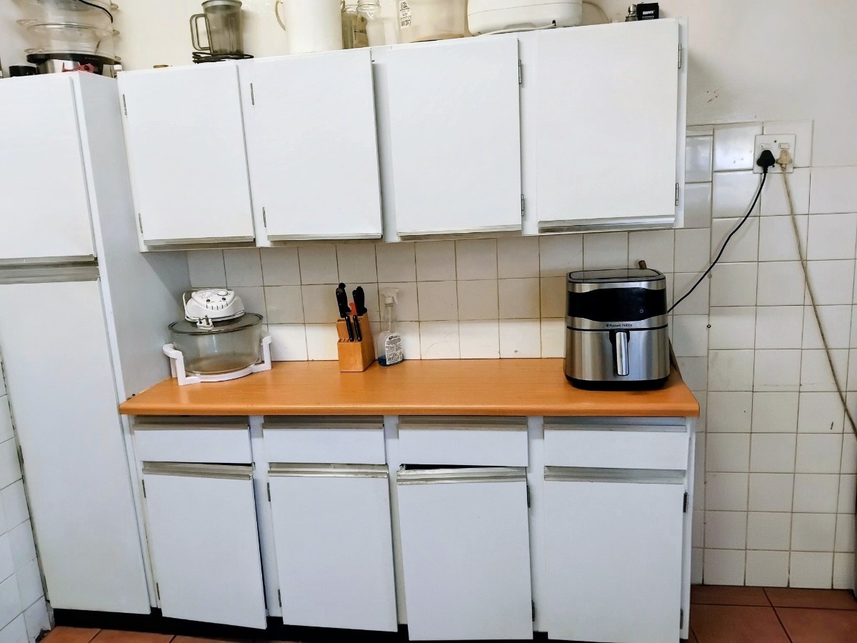 Spacious 3-Bedroom Family Home In Carletonville – Perfect Fixer-Upper!
