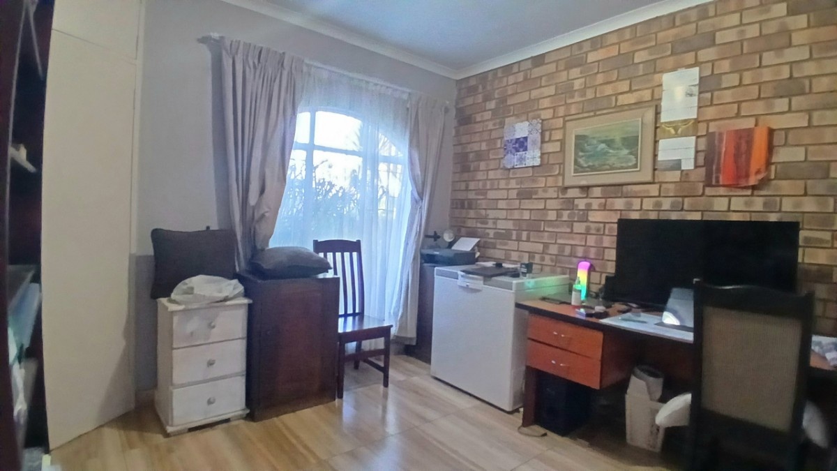 162 Facebrick 3 Bedroom Home For Sale In Fochville