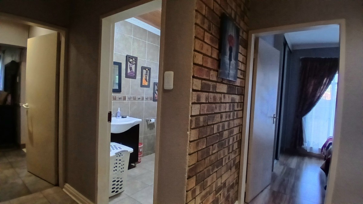 181 Facebrick 3 Bedroom Home For Sale In Fochville