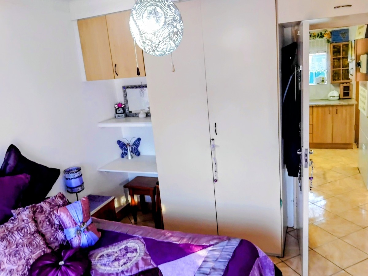 201 Charming 3 Bedroom Home For Sale In Oberholzer