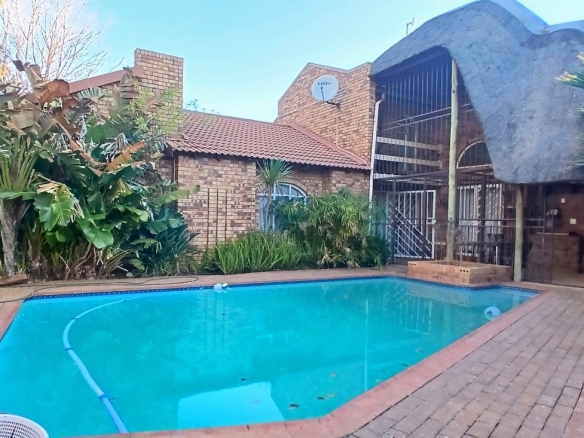 Facebrick 3 Bedroom Home For Sale In Fochville