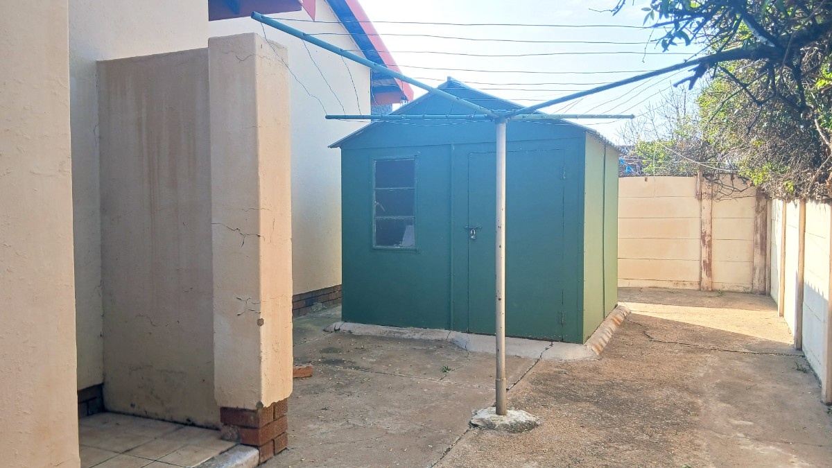 254 Family Friendly Bedroom House For Sale In Fochville