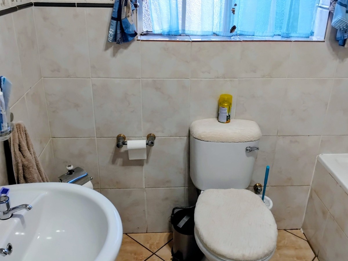 254 Charming 3 Bedroom Home For Sale In Oberholzer