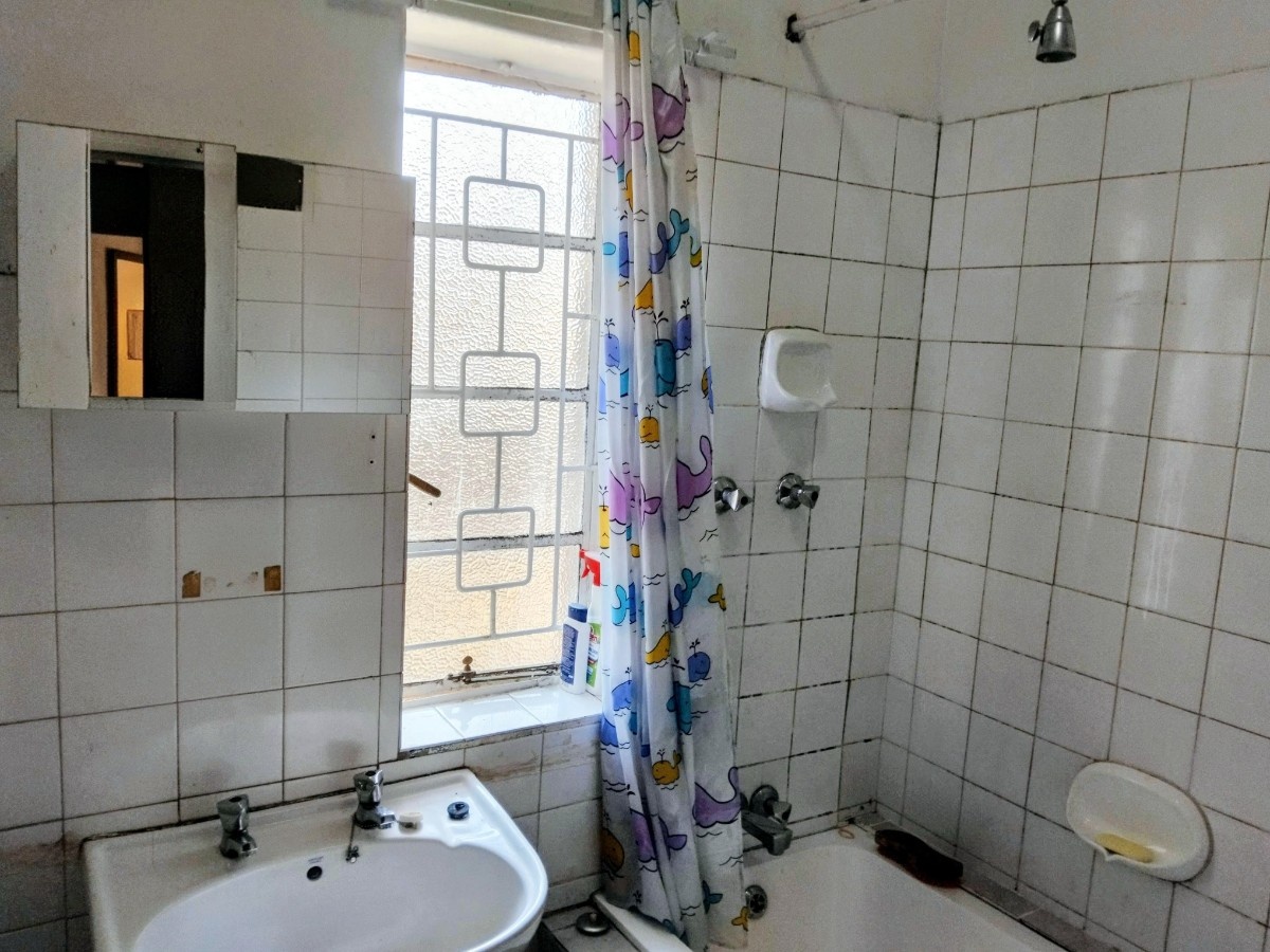 Spacious 3-Bedroom Family Home In Carletonville – Perfect Fixer-Upper!