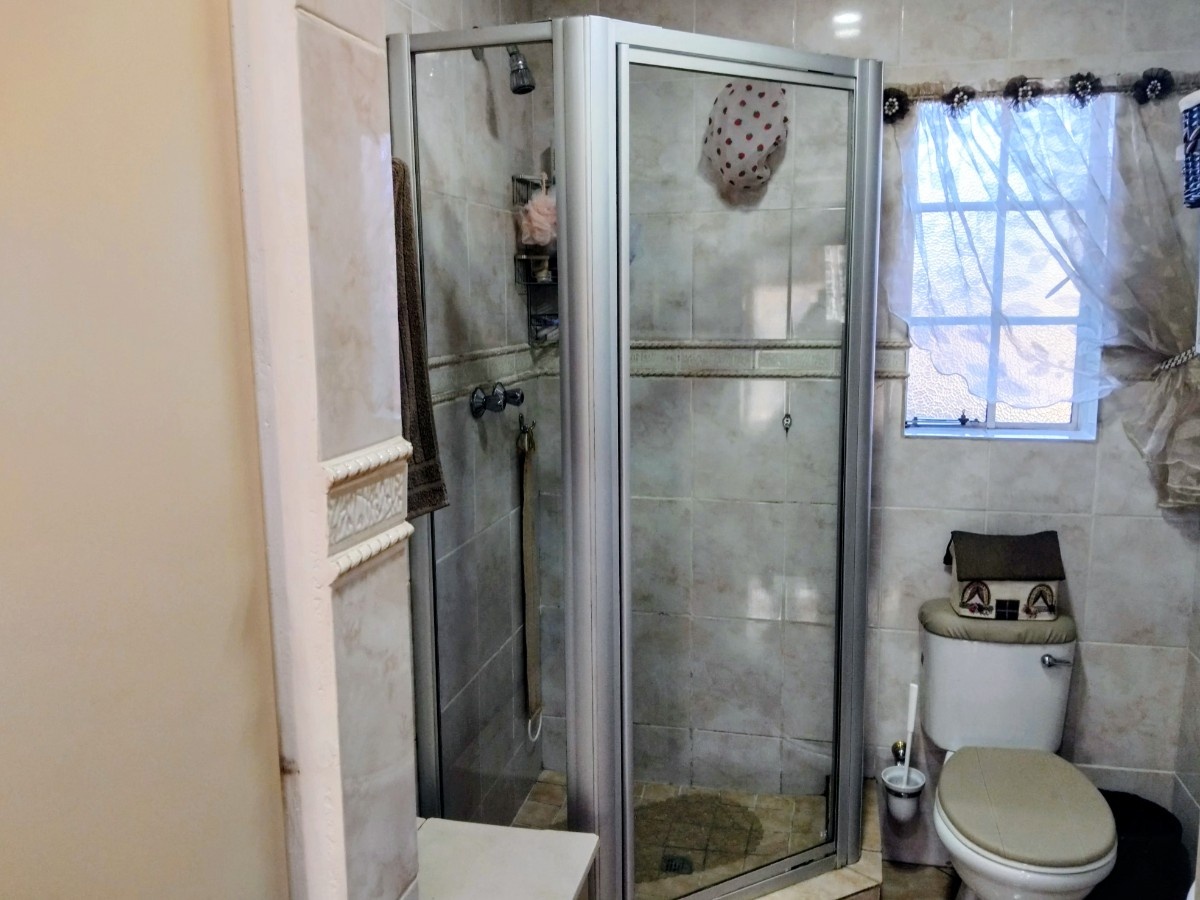 321 Charming 3 Bedroom Home For Sale In Oberholzer