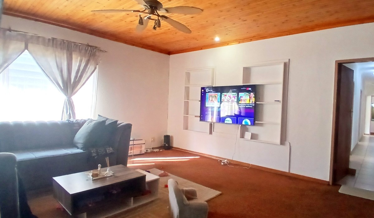 5 Family Friendly Bedroom House For Sale In Fochville