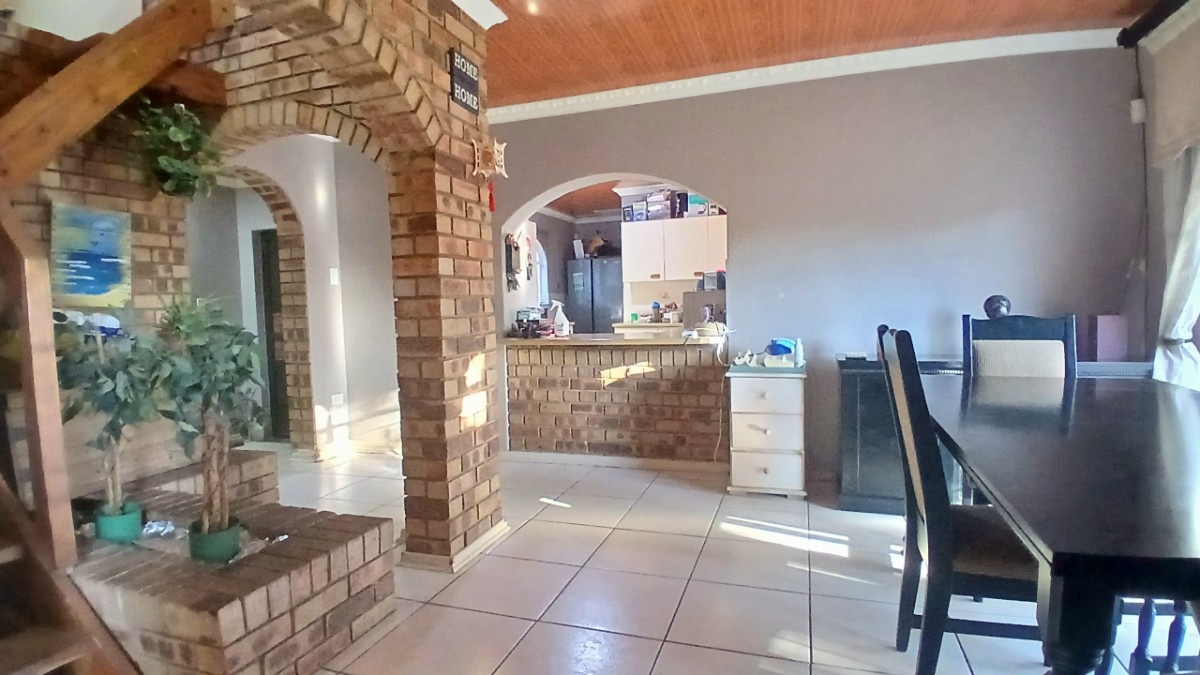 81 Facebrick 3 Bedroom Home For Sale In Fochville