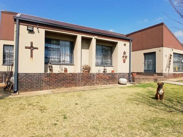 Great Located 4 Bedroom Home For Sale In Fochville