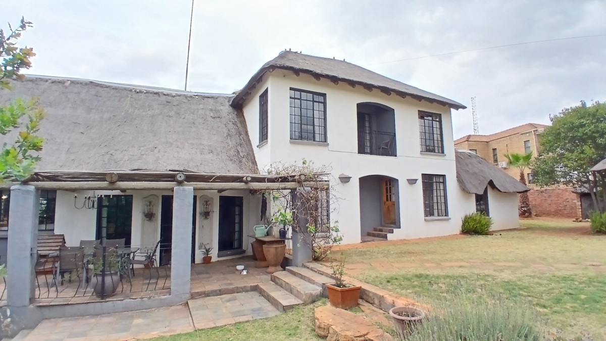 3 Bedroom Stunner For Sale In Fochville