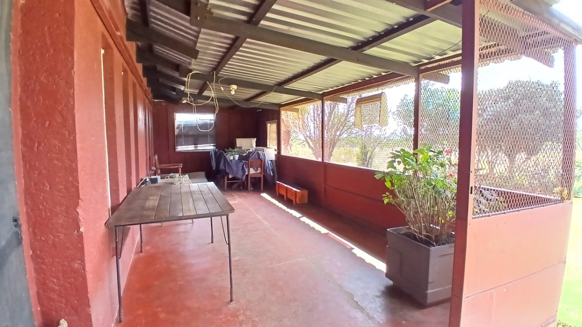 3 1-1000kb 3 Bedroom Stunner For Sale In Fochville