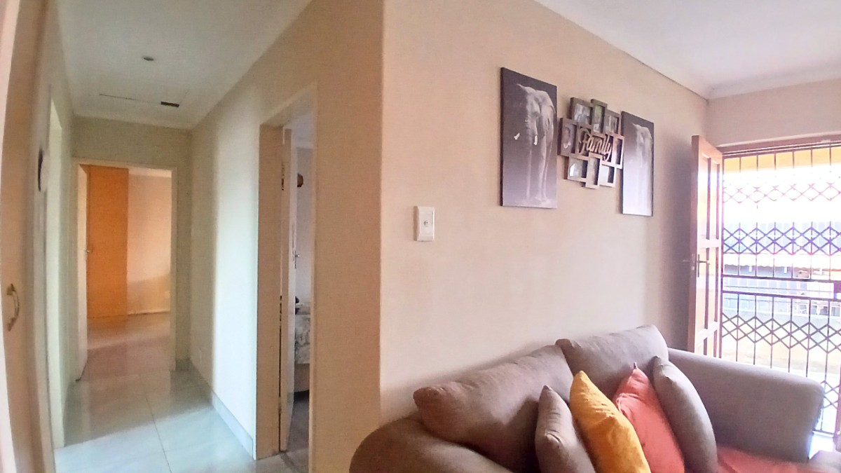 3 Bedroom Complex Living For Sale In Fochville