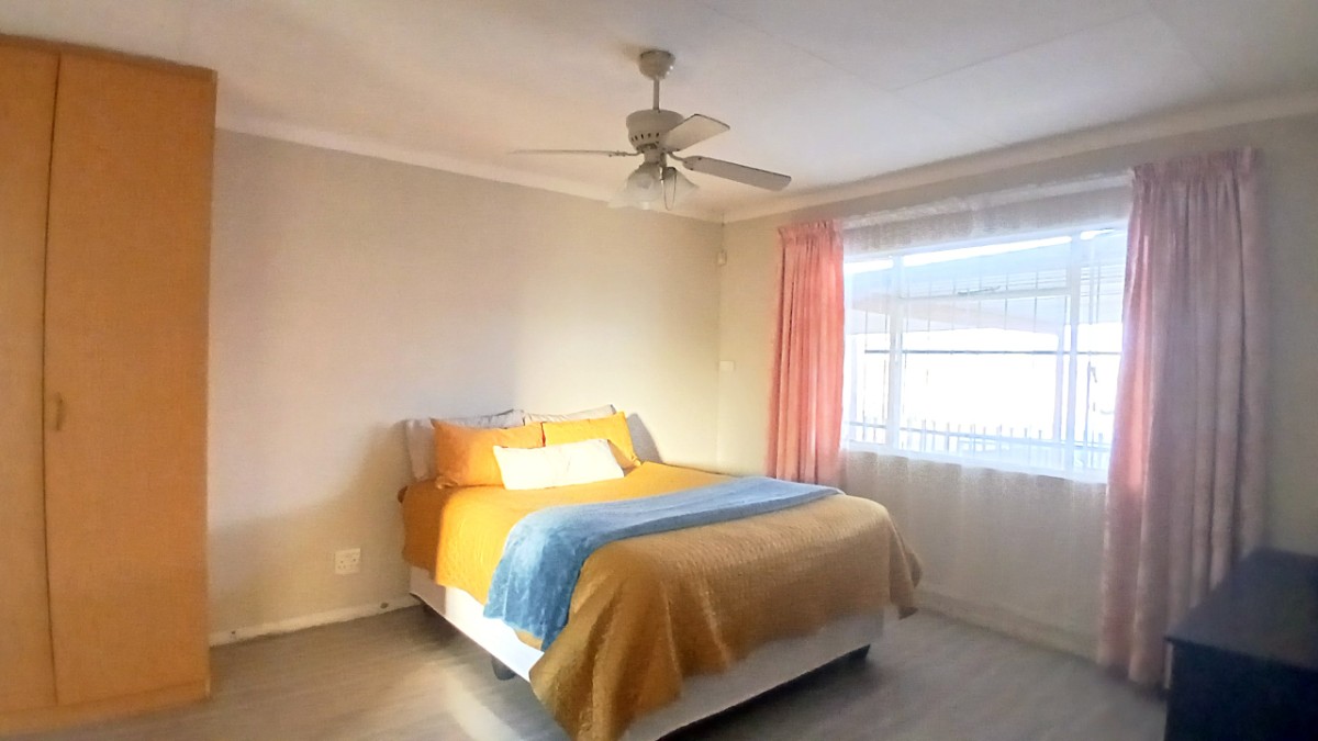 3 Bedroom Complex Living For Sale In Fochville