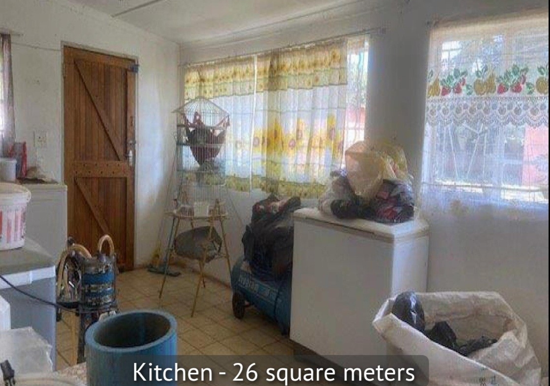 1117